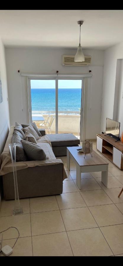 Alex Beach Apartment 31 Larnaca Exterior photo